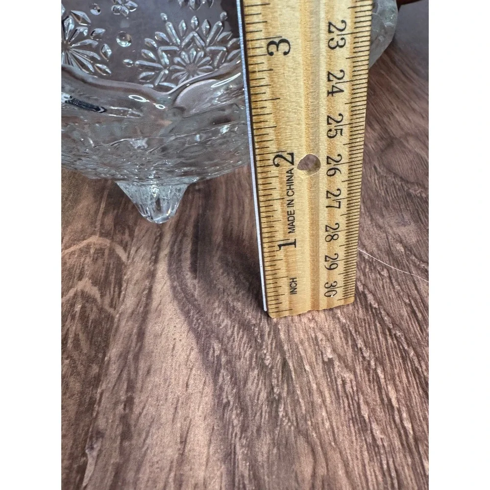 Mikasa Snowflake Footed Crystal Bowl 8 1/4